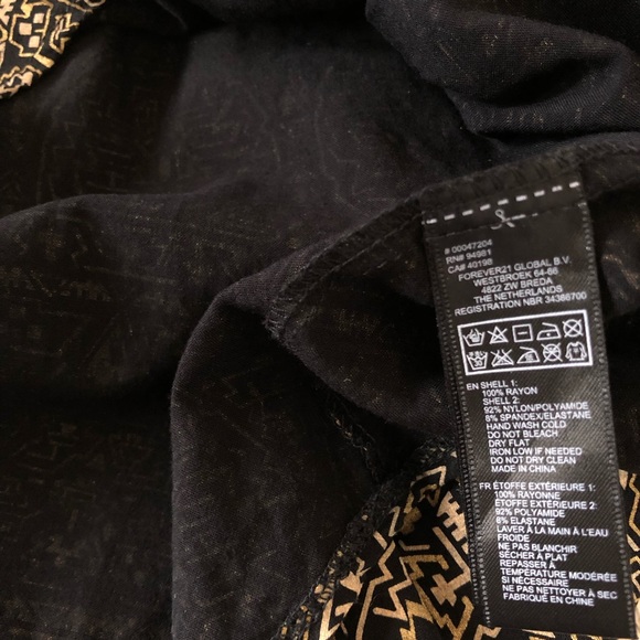 Forever 21 Black & Gold Sheer Accented Dre… - Picture 8 of 8